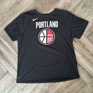 Nike | Men’s Portland Trailblazers T-Shirt